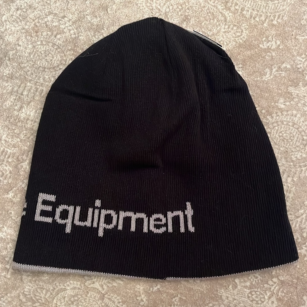 Brand New The North Face Gray & Black Reversible Highline Knit Beanie Winter Hat - Picture 8 of 11